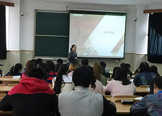 上海容大职业学校环境